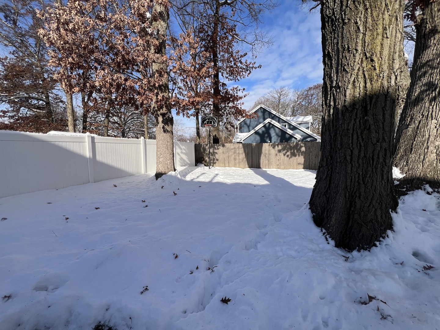 509 E Lake Avenue #B, Round Lake Beach, IL 60073