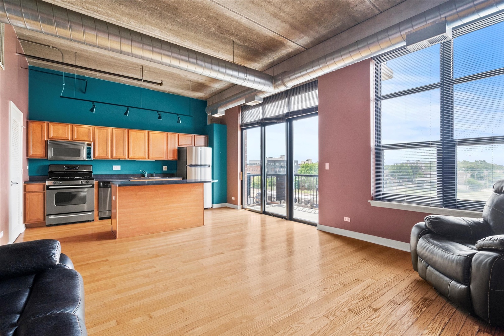 833 W 15TH Place #514, Chicago, IL 60608