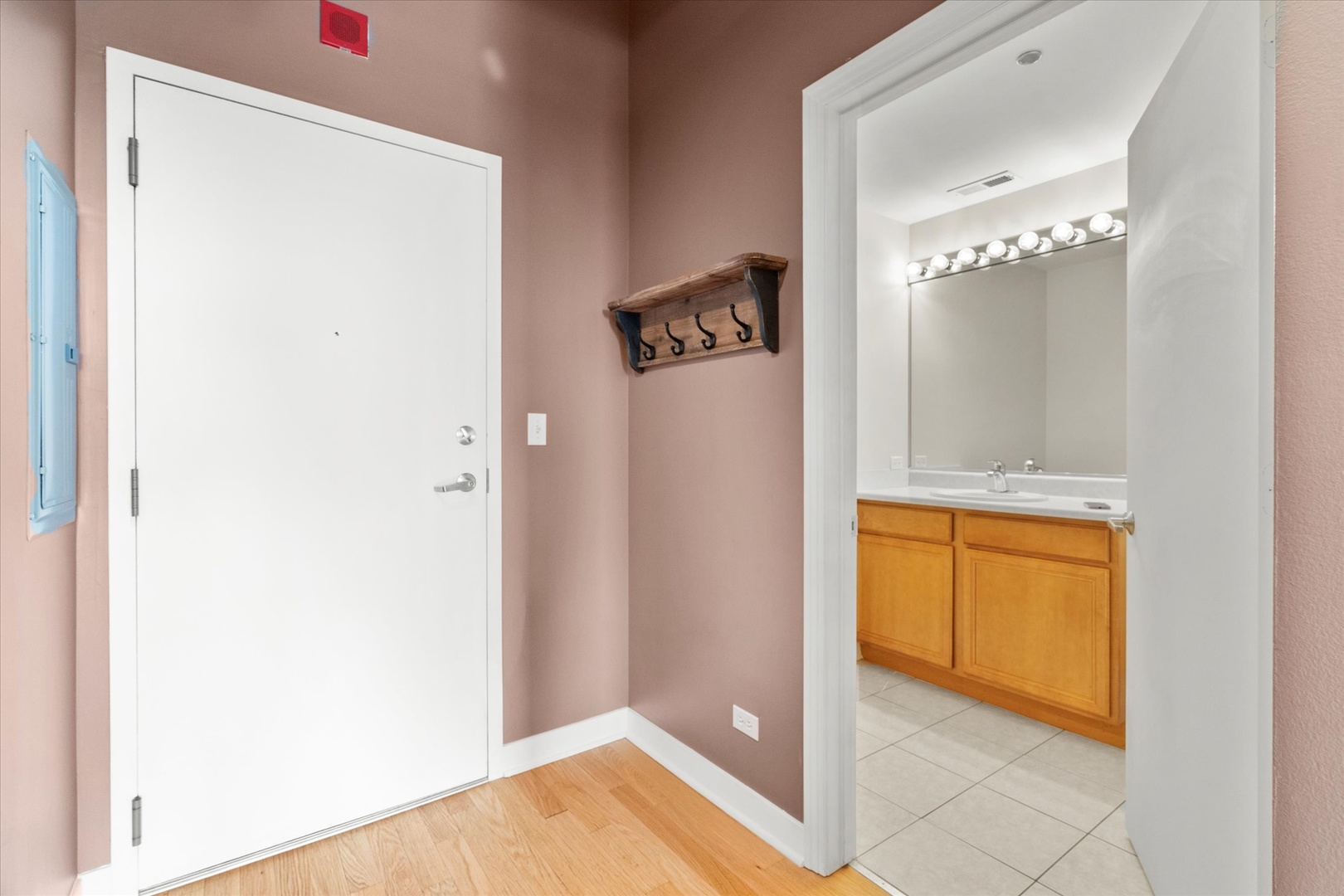 833 W 15TH Place #514, Chicago, IL 60608