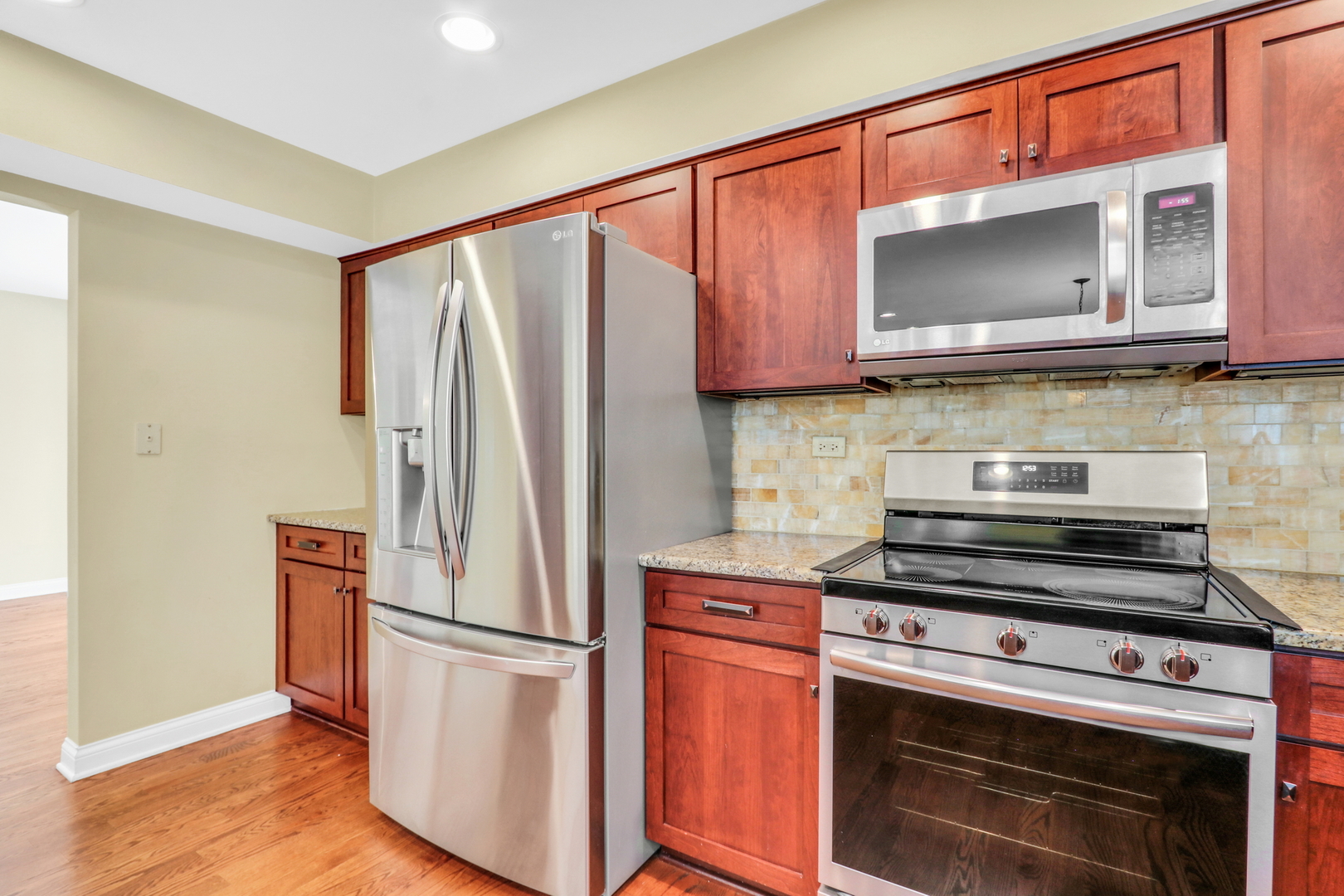 1000 Cumberland Lane, Buffalo Grove, IL 60089