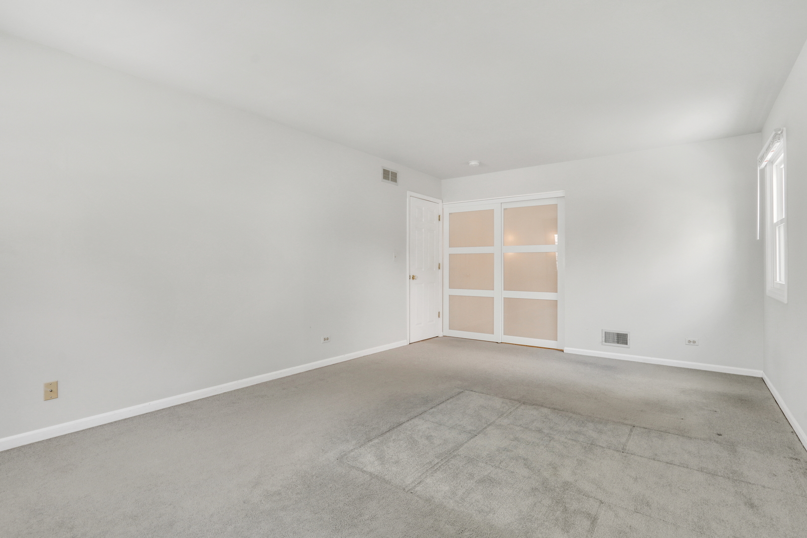 1000 Cumberland Lane, Buffalo Grove, IL 60089