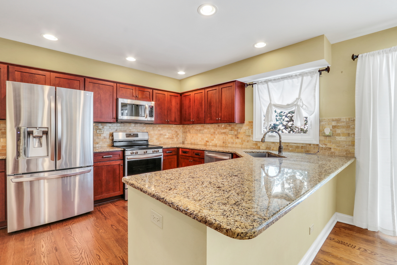 1000 Cumberland Lane, Buffalo Grove, IL 60089