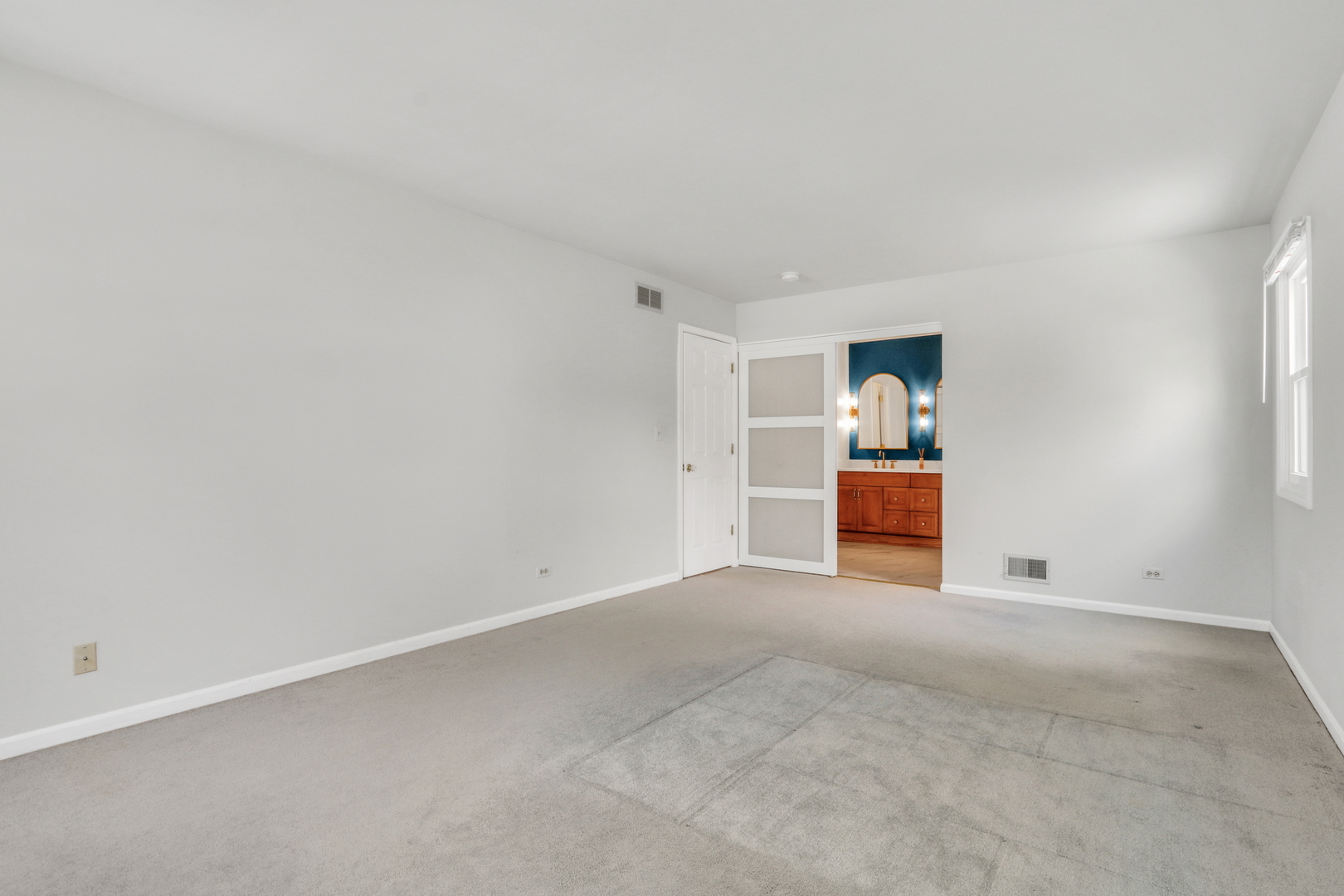 1000 Cumberland Lane, Buffalo Grove, IL 60089