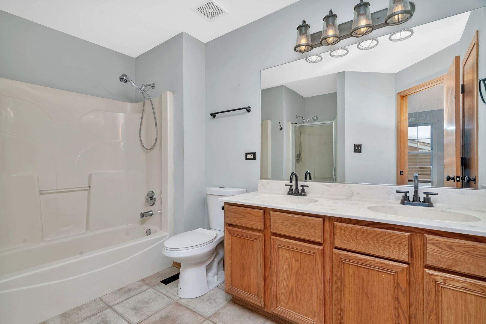 936 Treeline Court, Lockport, IL 60441