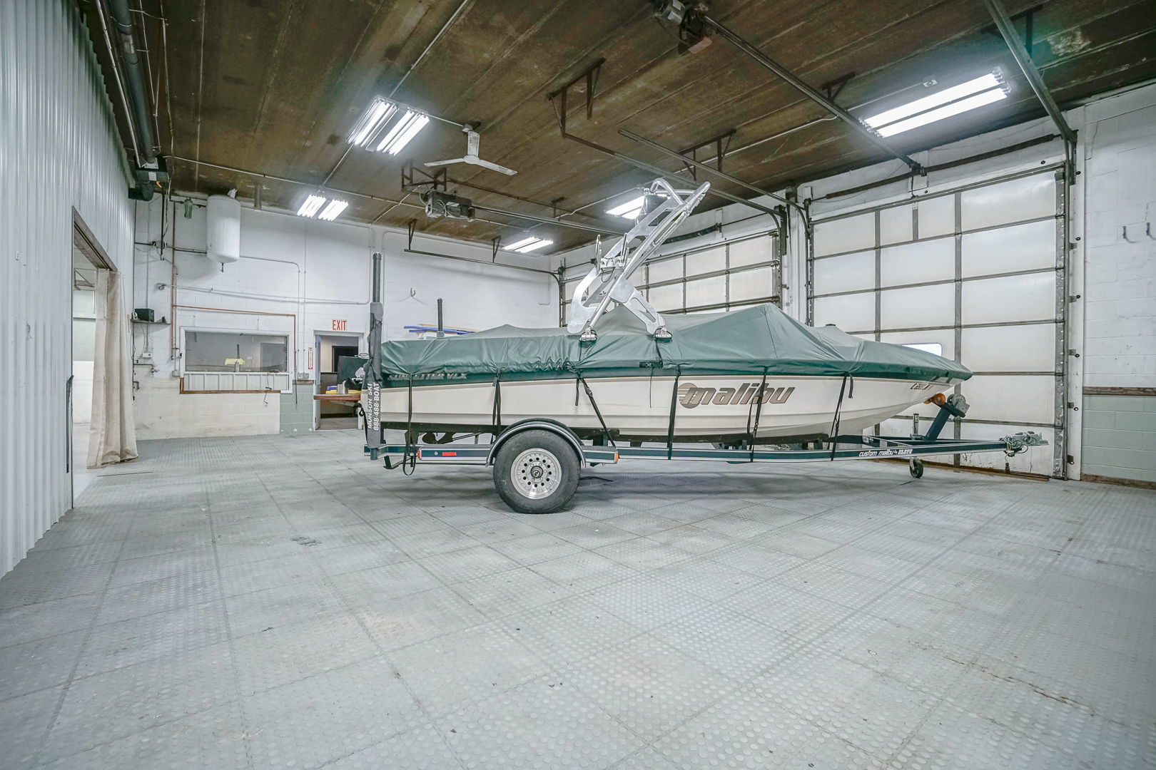 2045 W Galena Avenue, Freeport, IL 61032