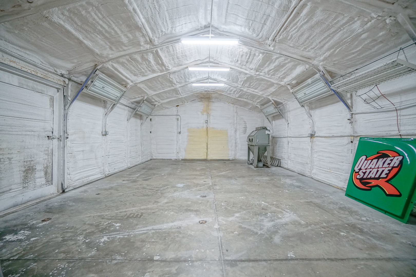 2045 W Galena Avenue, Freeport, IL 61032