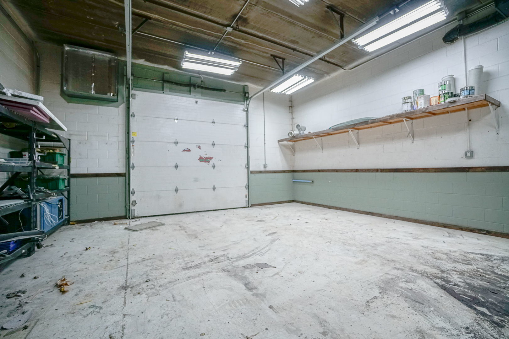 2045 W Galena Avenue, Freeport, IL 61032