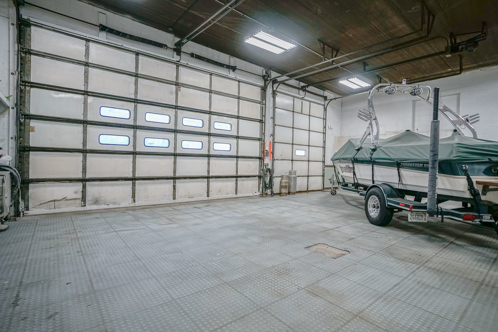 2045 W Galena Avenue, Freeport, IL 61032