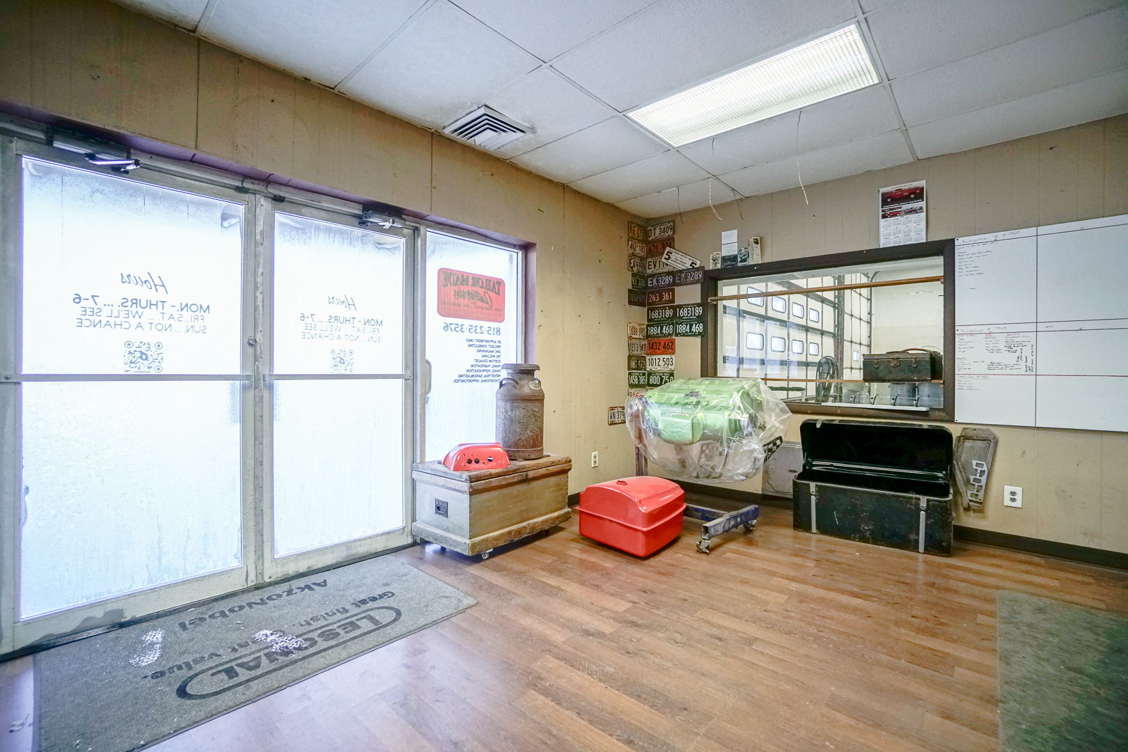 2045 W Galena Avenue, Freeport, IL 61032