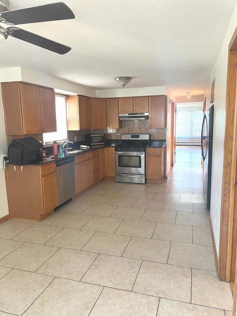 6134 W 79th Street #1, Burbank, IL 60459