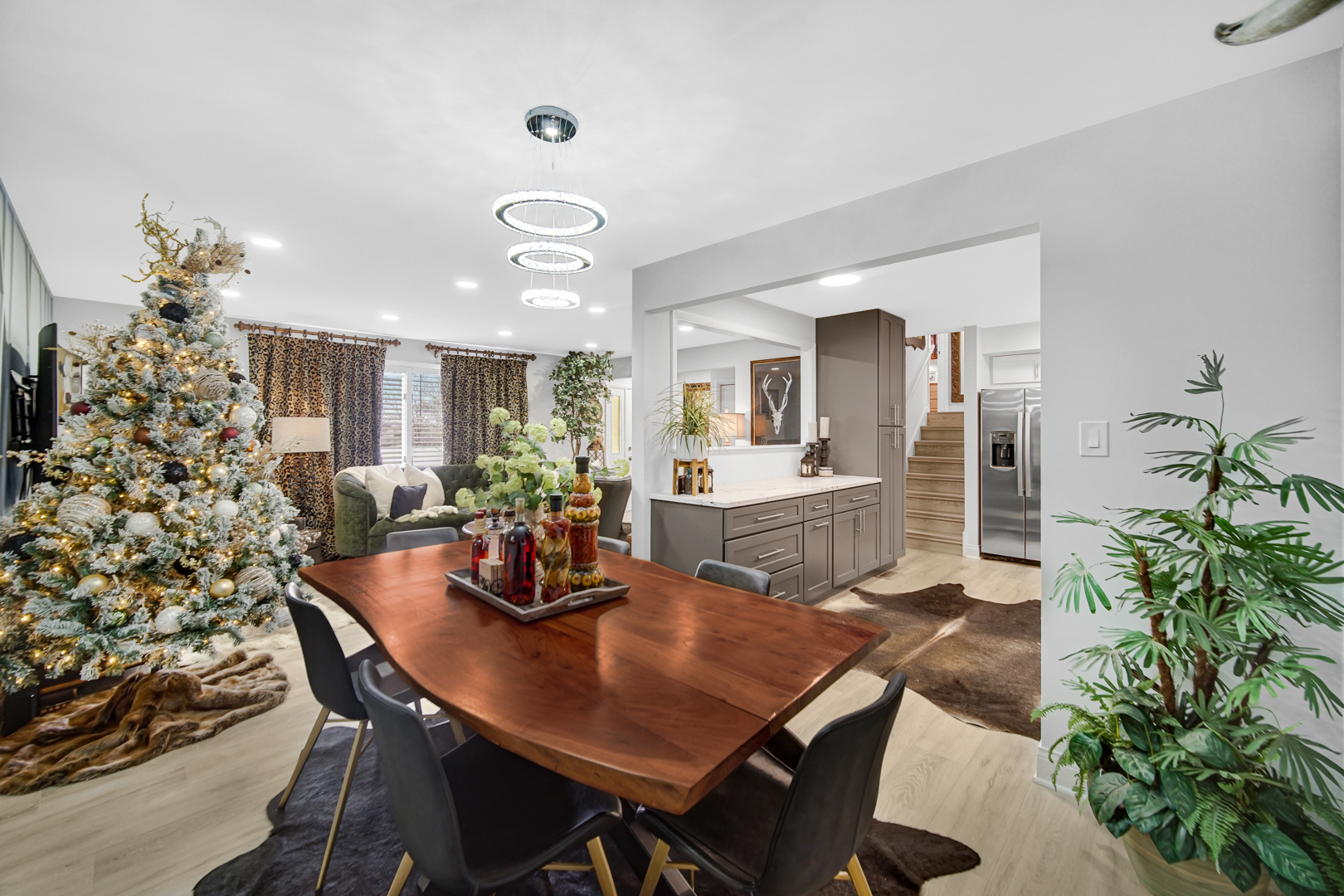 7332 W 155th Street, Orland Park, IL 60462