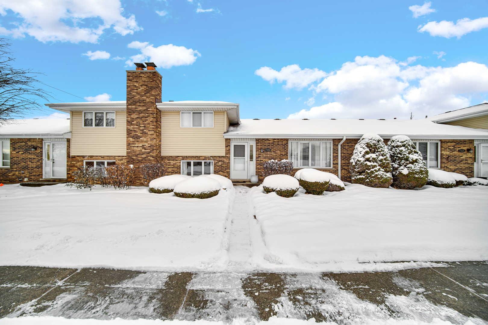 7332 W 155th Street, Orland Park, IL 60462