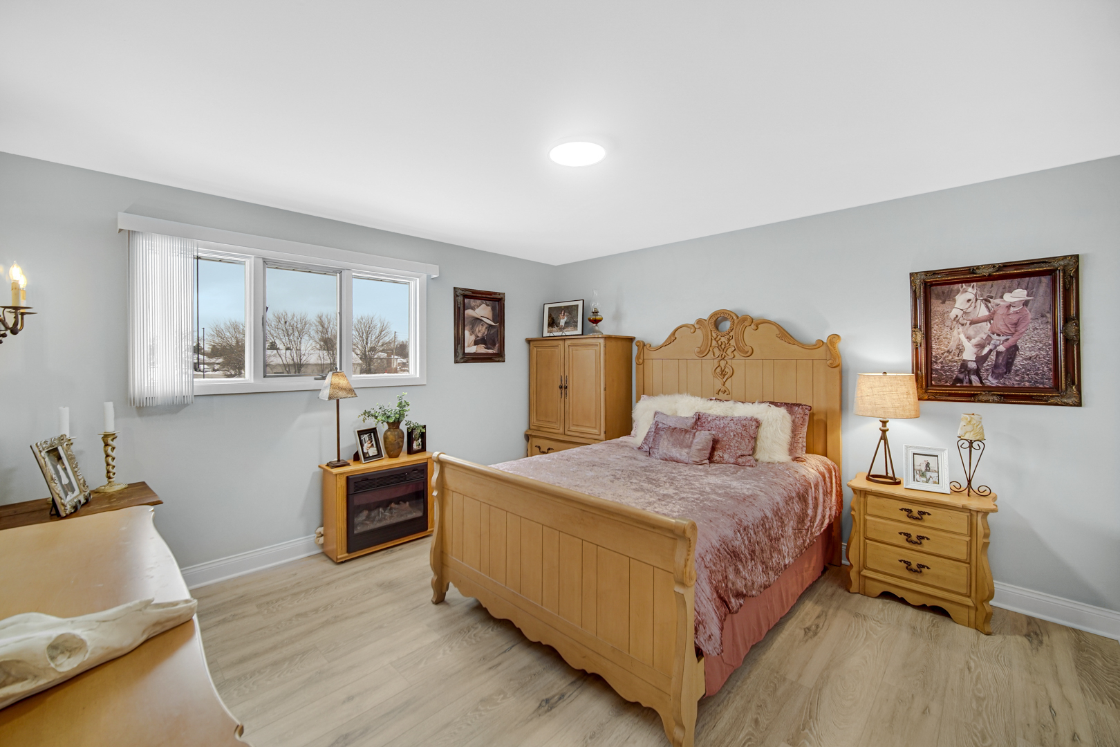 7332 W 155th Street, Orland Park, IL 60462