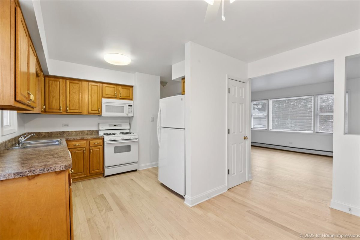 7121 W 110th Street #2W, Worth, IL 60482