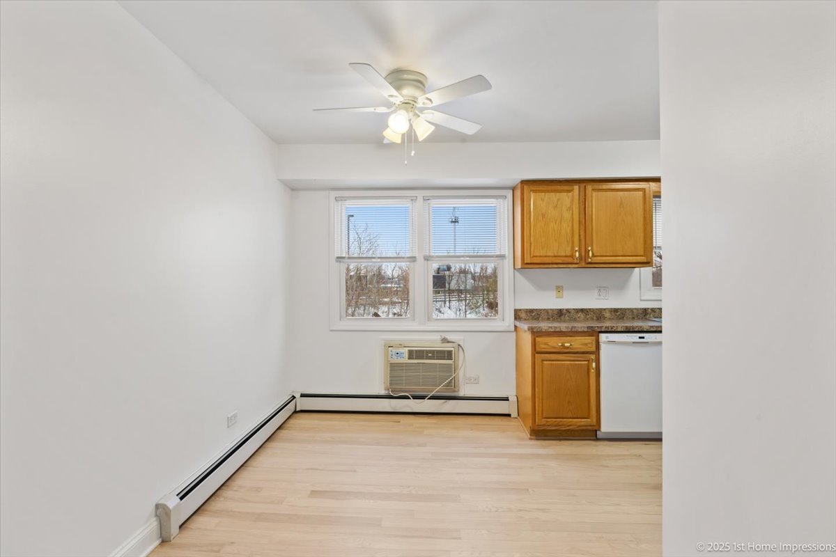 7121 W 110th Street #2W, Worth, IL 60482