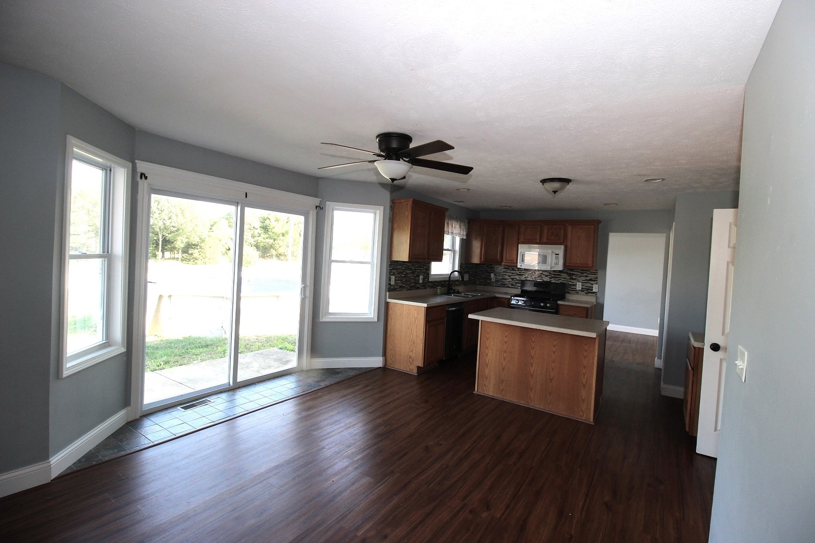 901 Brighton Street, Mackinaw, IL 61755