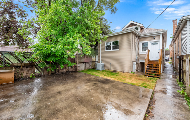 8240 S Wolcott Avenue, Chicago, IL 60620