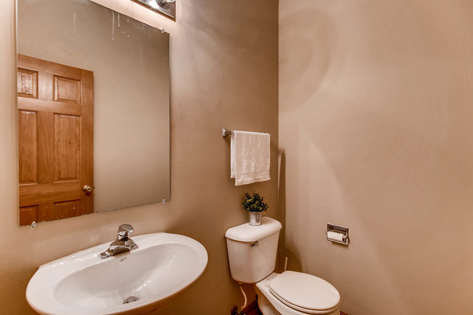 961 GENESEE Court #961, Naperville, IL 60563