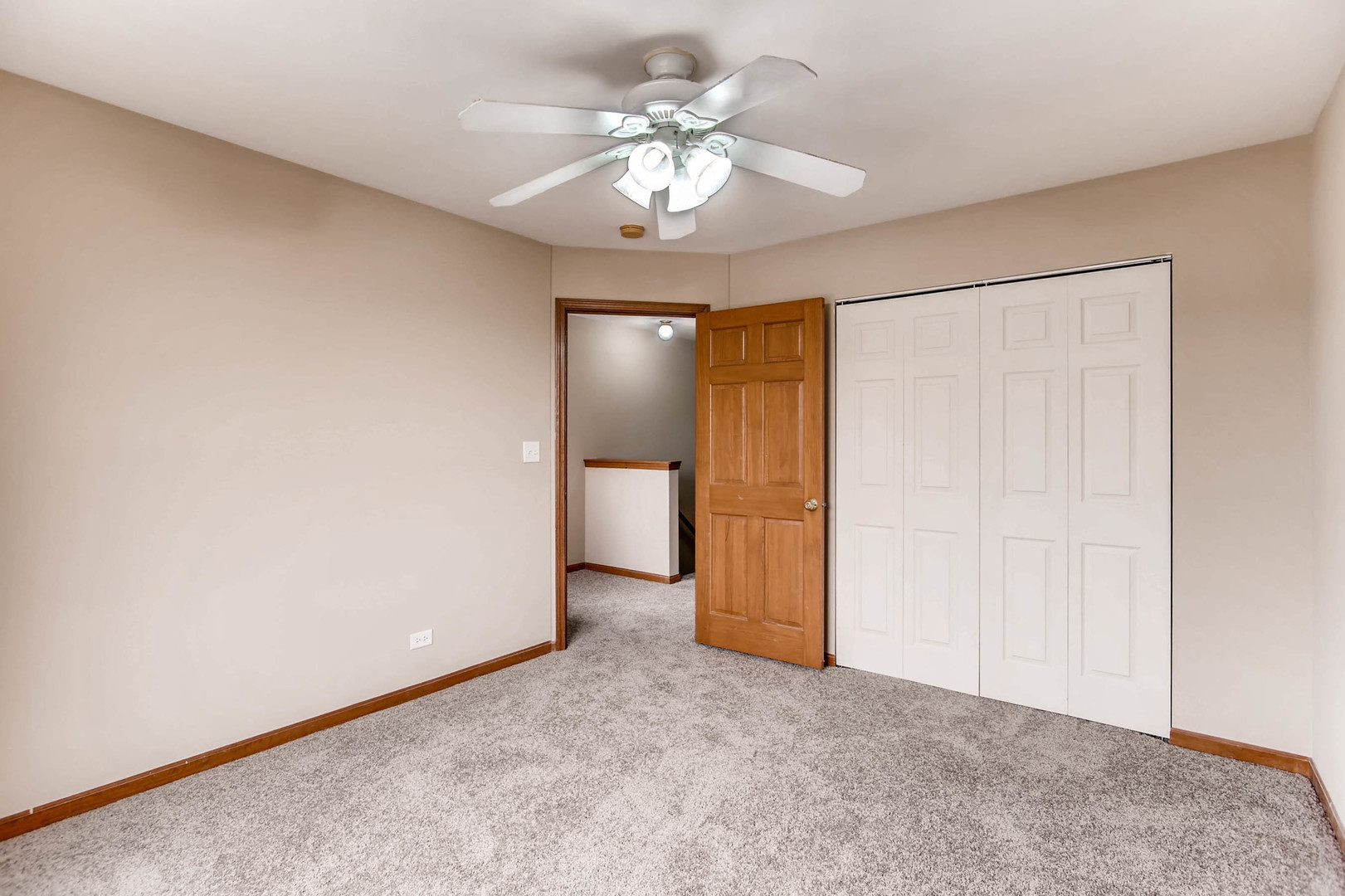 961 GENESEE Court #961, Naperville, IL 60563