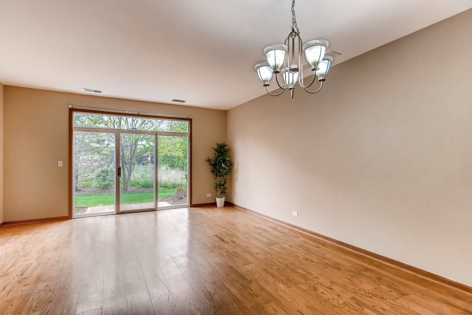 961 GENESEE Court #961, Naperville, IL 60563