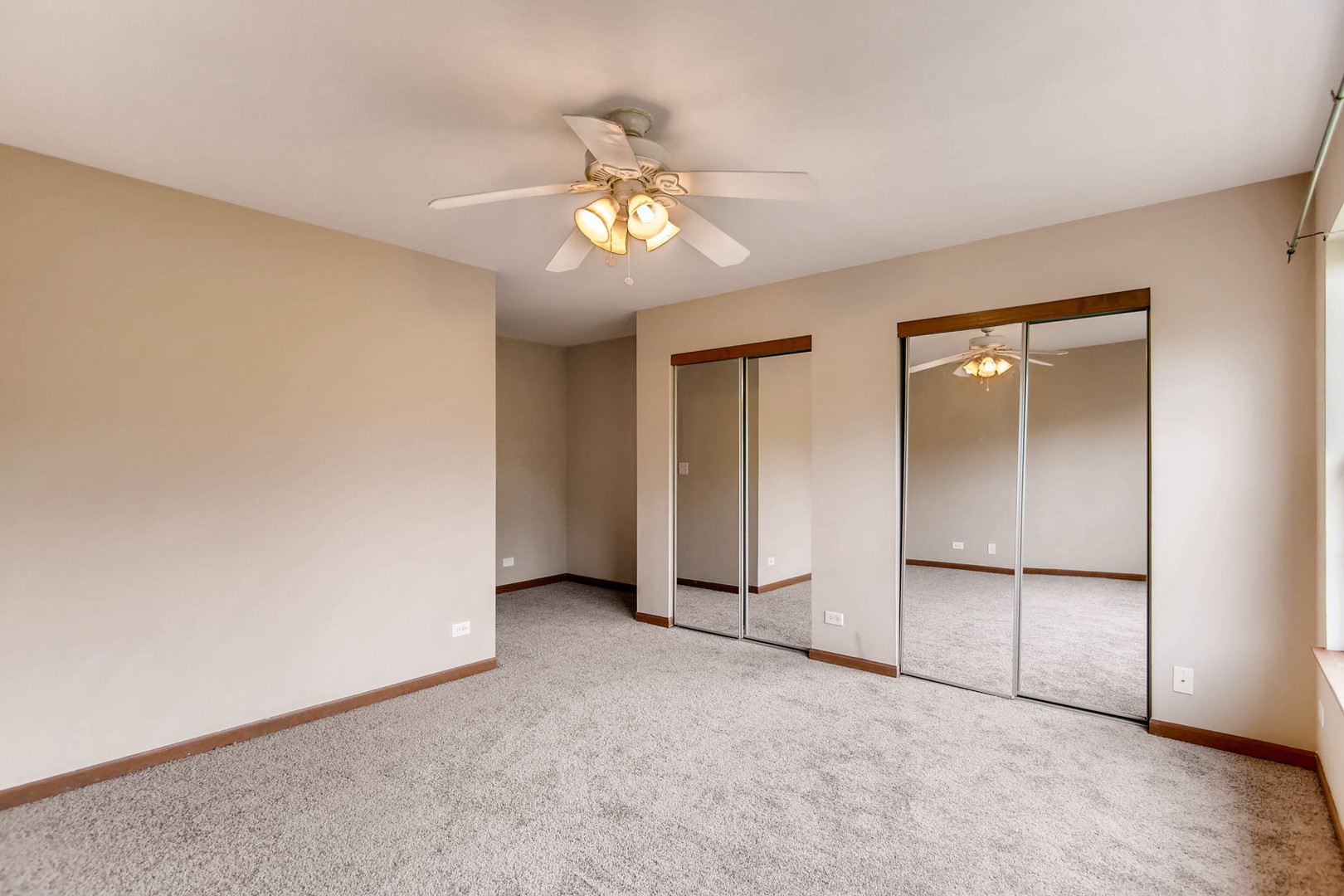 961 GENESEE Court #961, Naperville, IL 60563