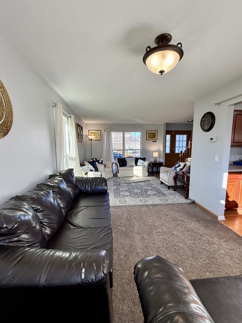 601 Greystone Lane, Bolingbrook, IL 60440