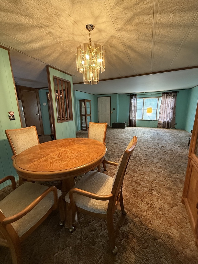 278 Blackthorn Road, Matteson, IL 60443