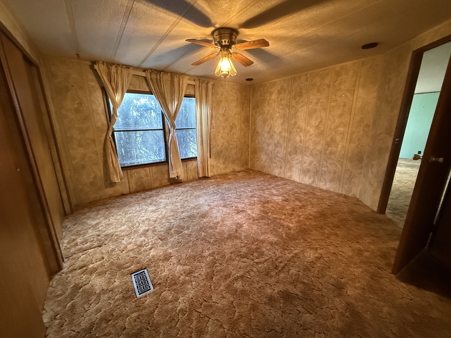 278 Blackthorn Road, Matteson, IL 60443