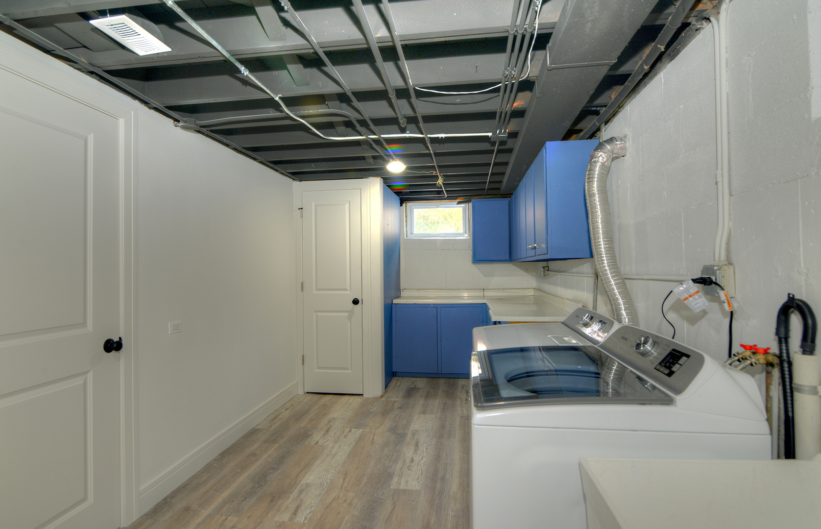 324 Parkside Avenue, Itasca, IL 60143