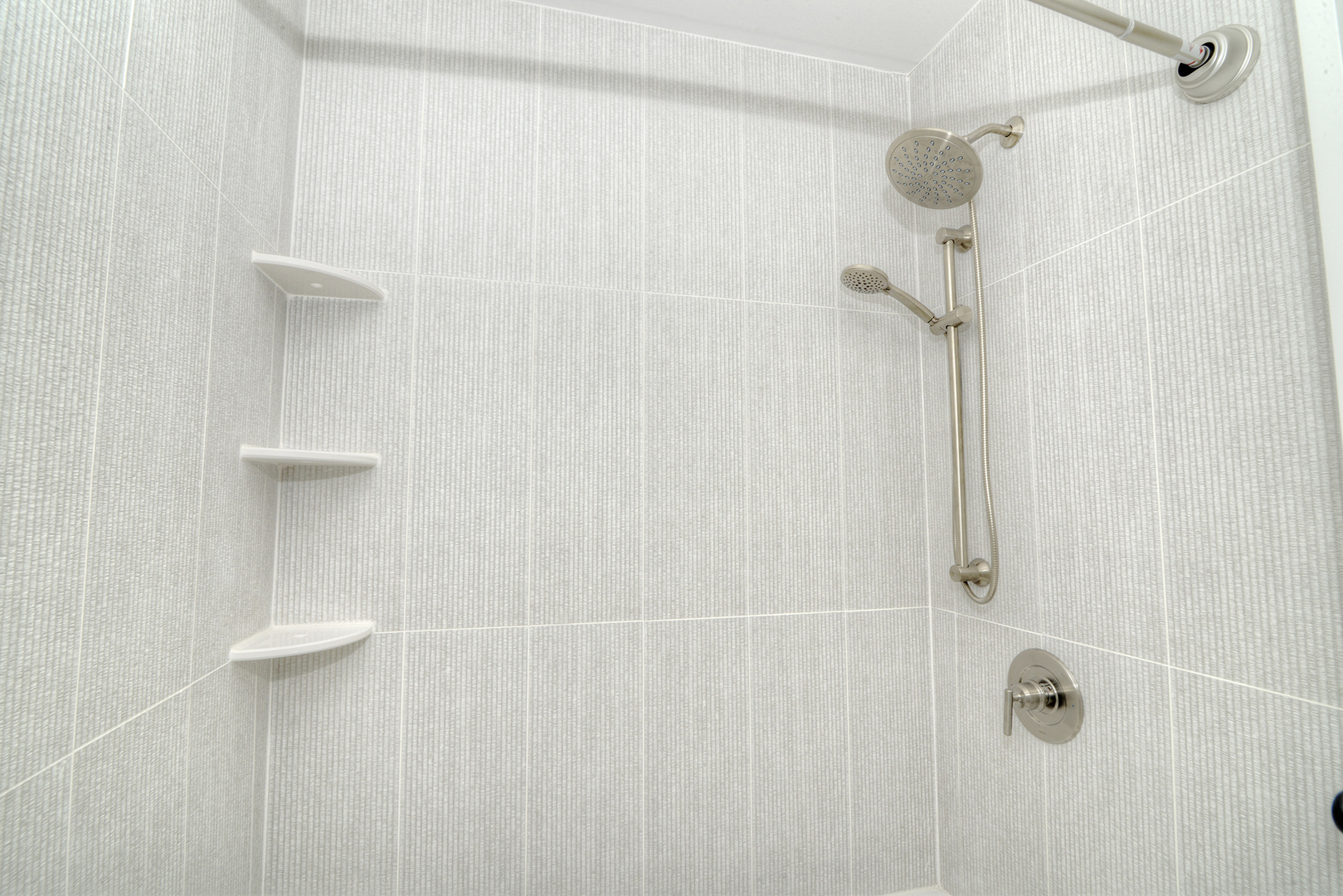 324 Parkside Avenue, Itasca, IL 60143