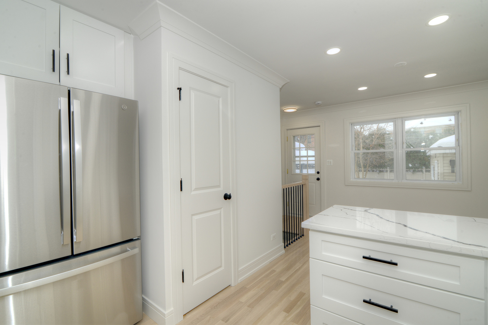 324 Parkside Avenue, Itasca, IL 60143