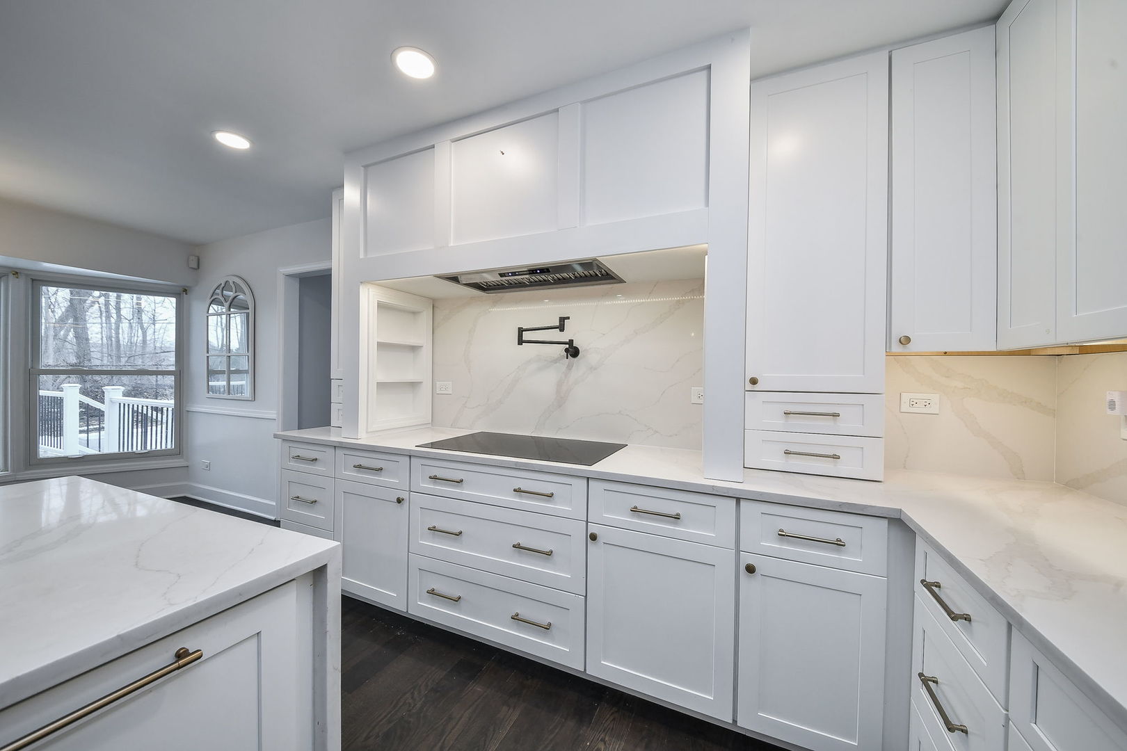 945 Anne Road, Naperville, IL 60540