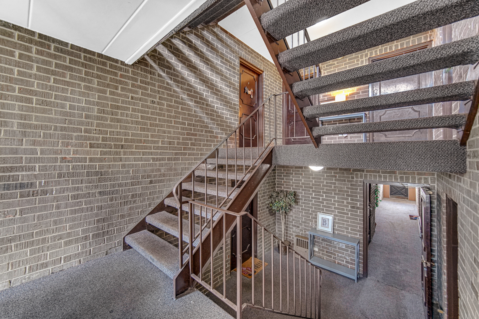 124 E Bailey Road #E, Naperville, IL 60565