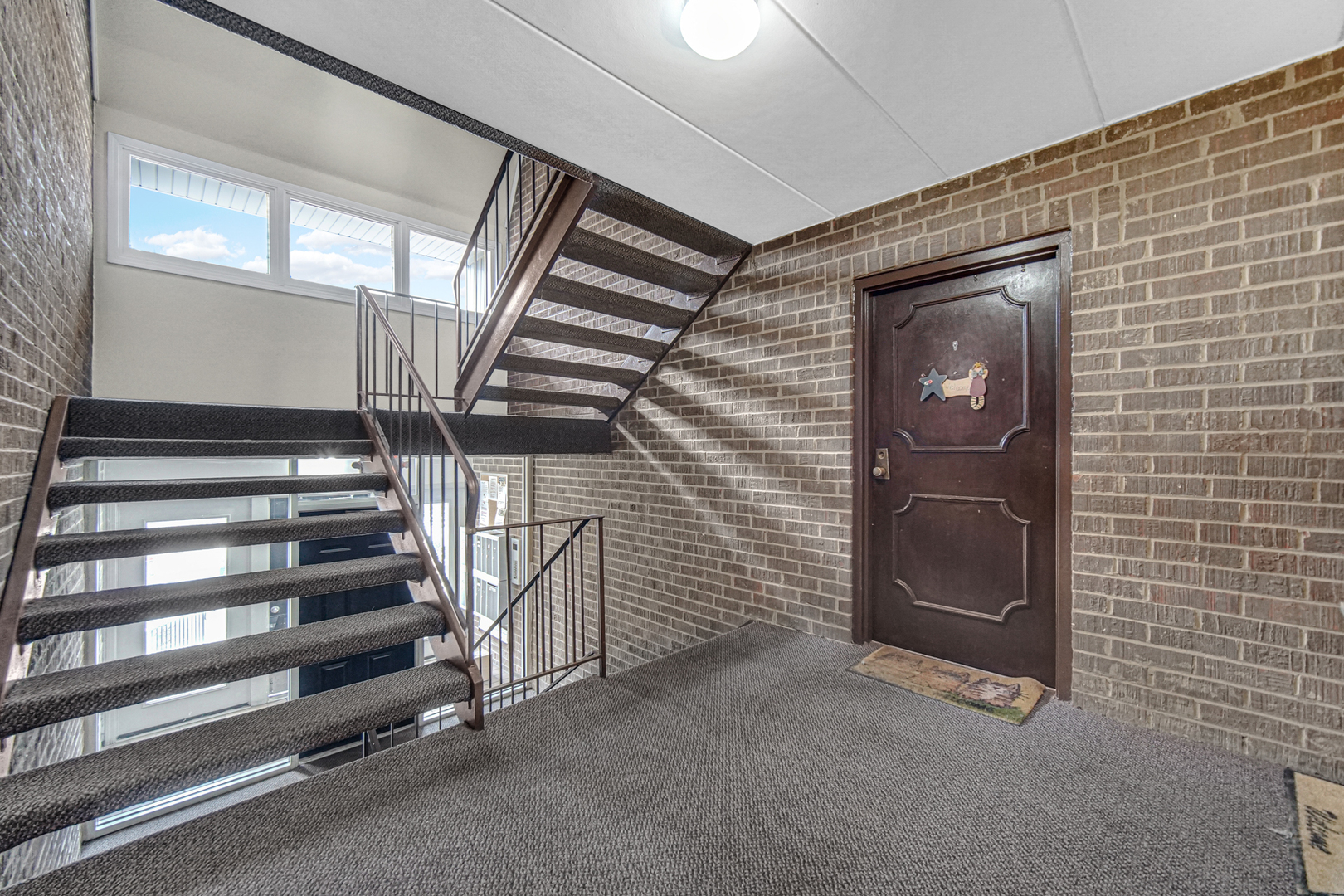 124 E Bailey Road #E, Naperville, IL 60565