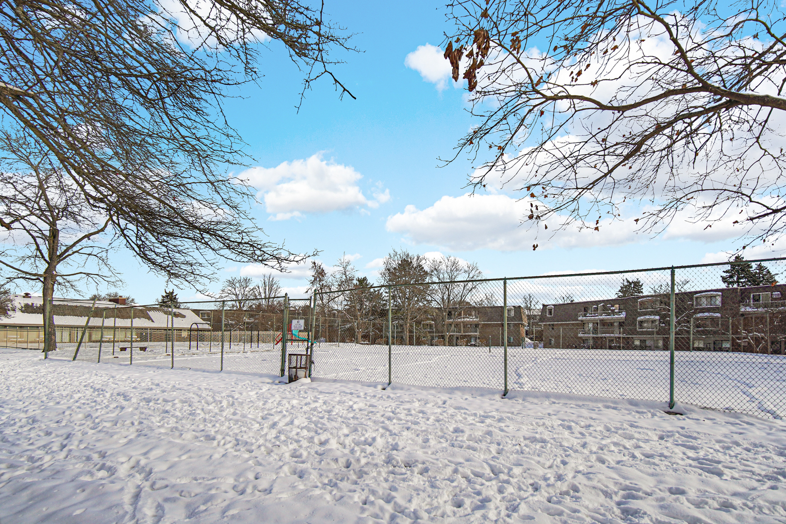 124 E Bailey Road #E, Naperville, IL 60565