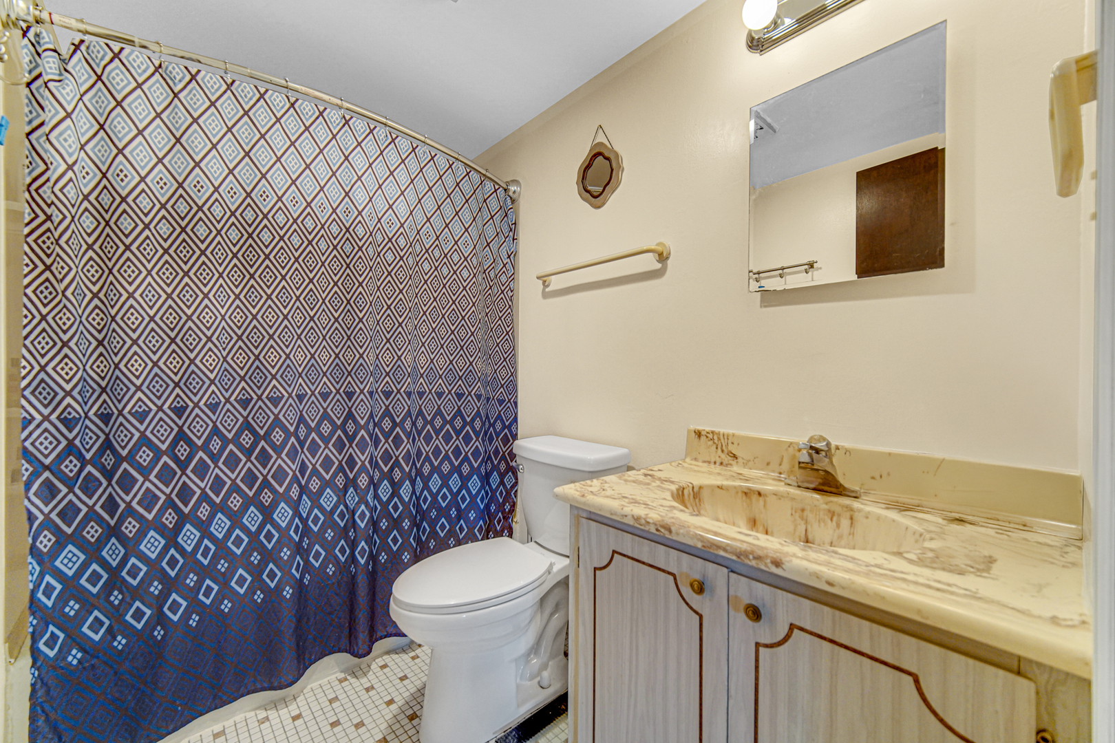 124 E Bailey Road #E, Naperville, IL 60565