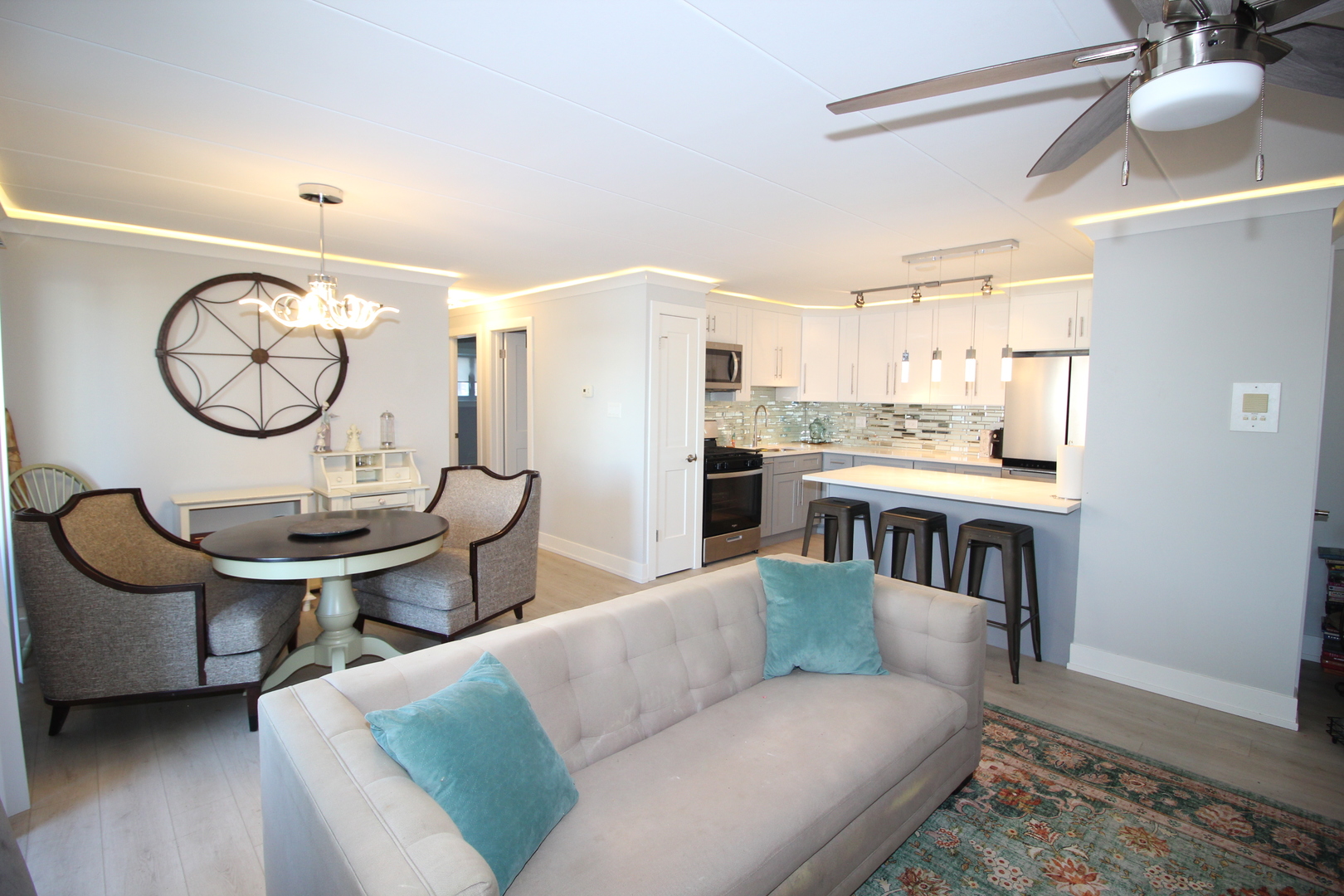 11024 Kilpatrick Avenue #3, Oak Lawn, IL 60453