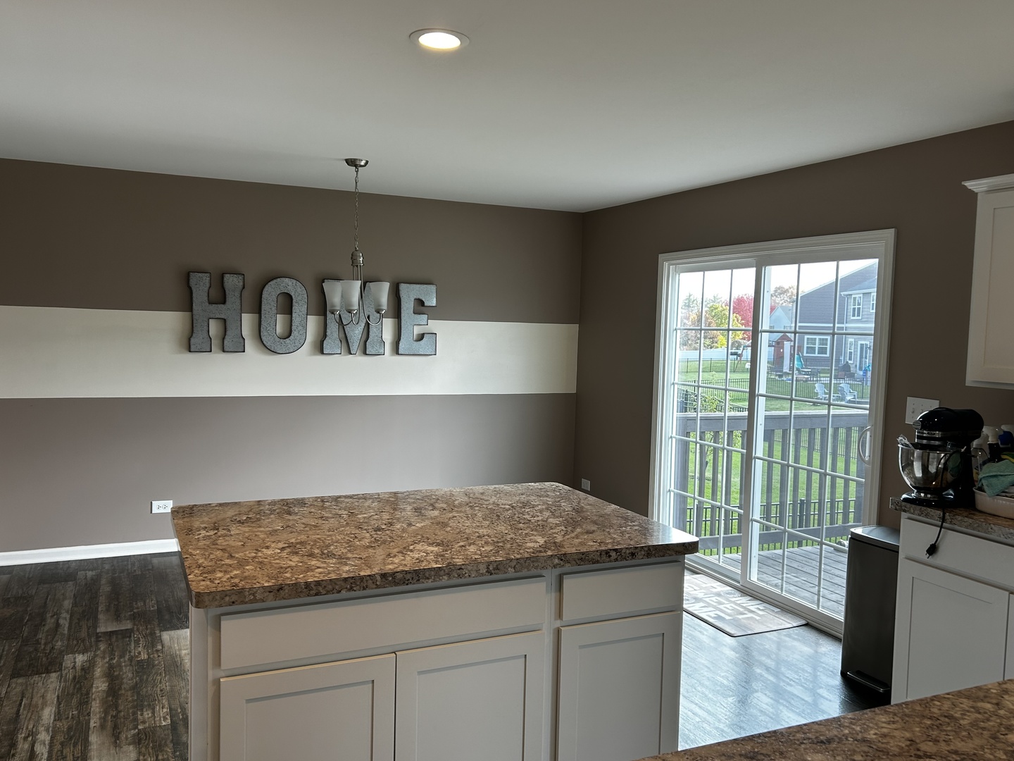 895 Timber Lake Drive, Antioch, IL 60002