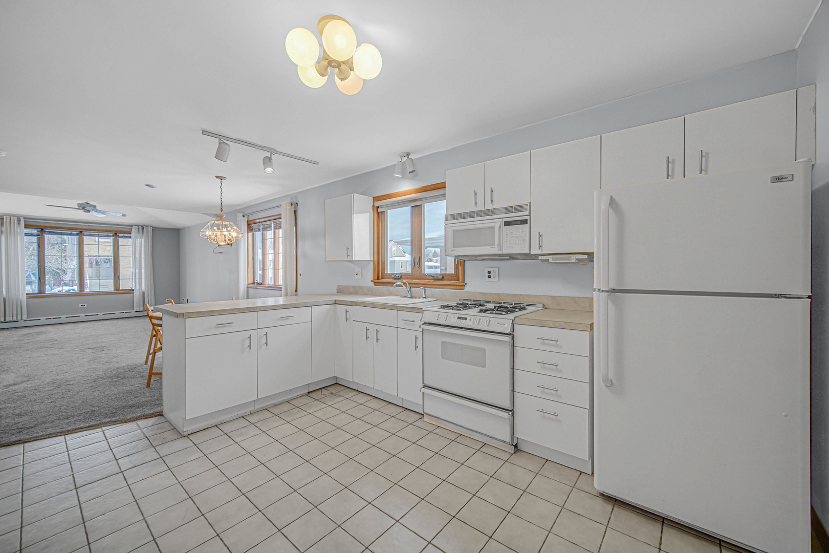 1314 N 21st Avenue, Melrose Park, IL 60160