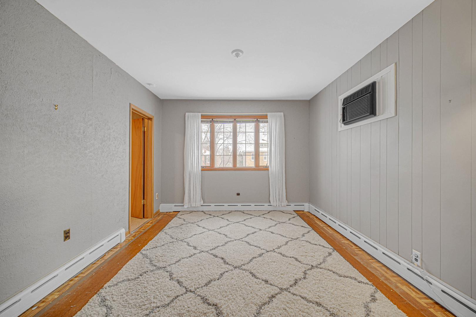 1314 N 21st Avenue, Melrose Park, IL 60160