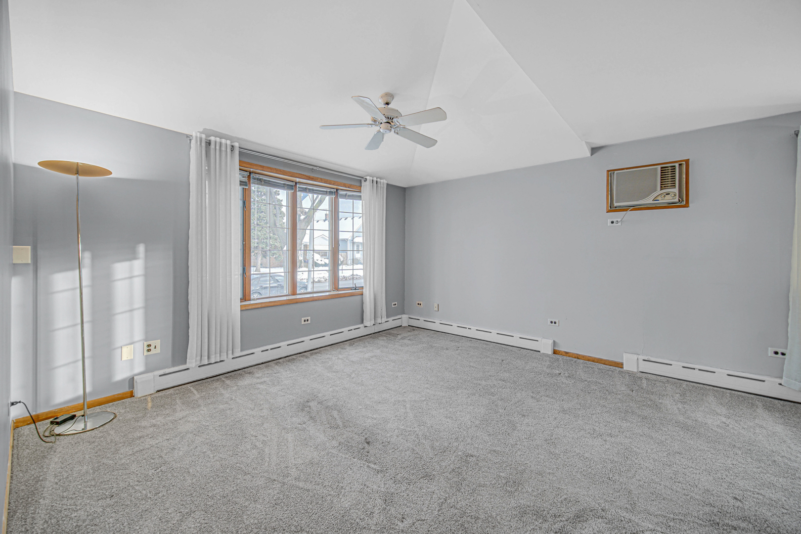 1314 N 21st Avenue, Melrose Park, IL 60160