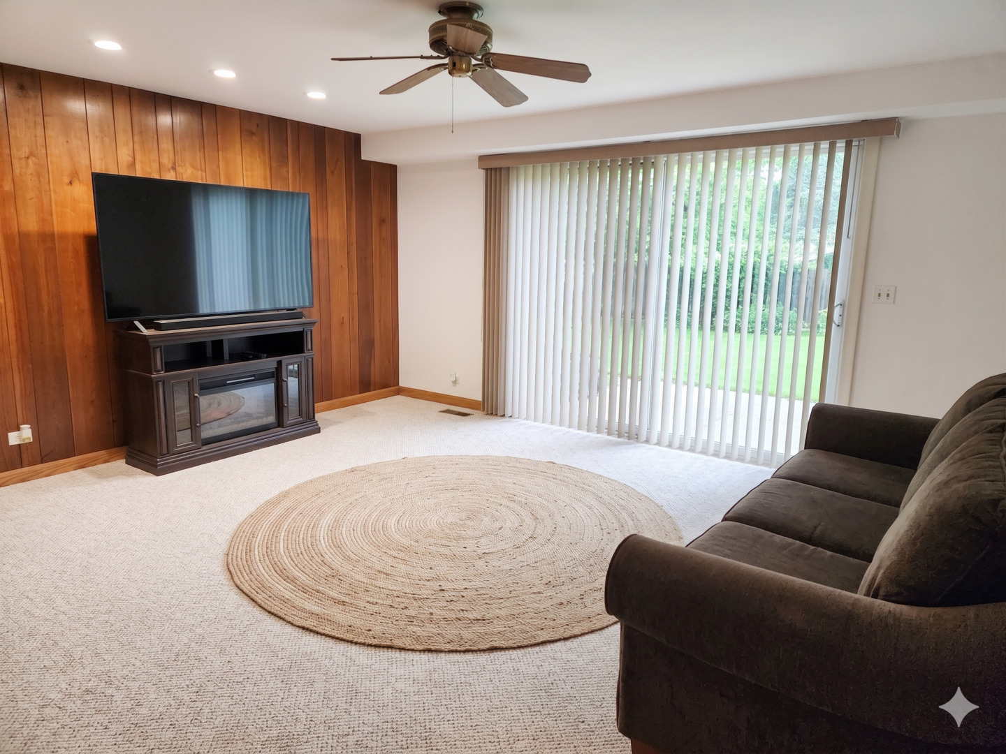 406 Assembly Drive, Bolingbrook, IL 60440