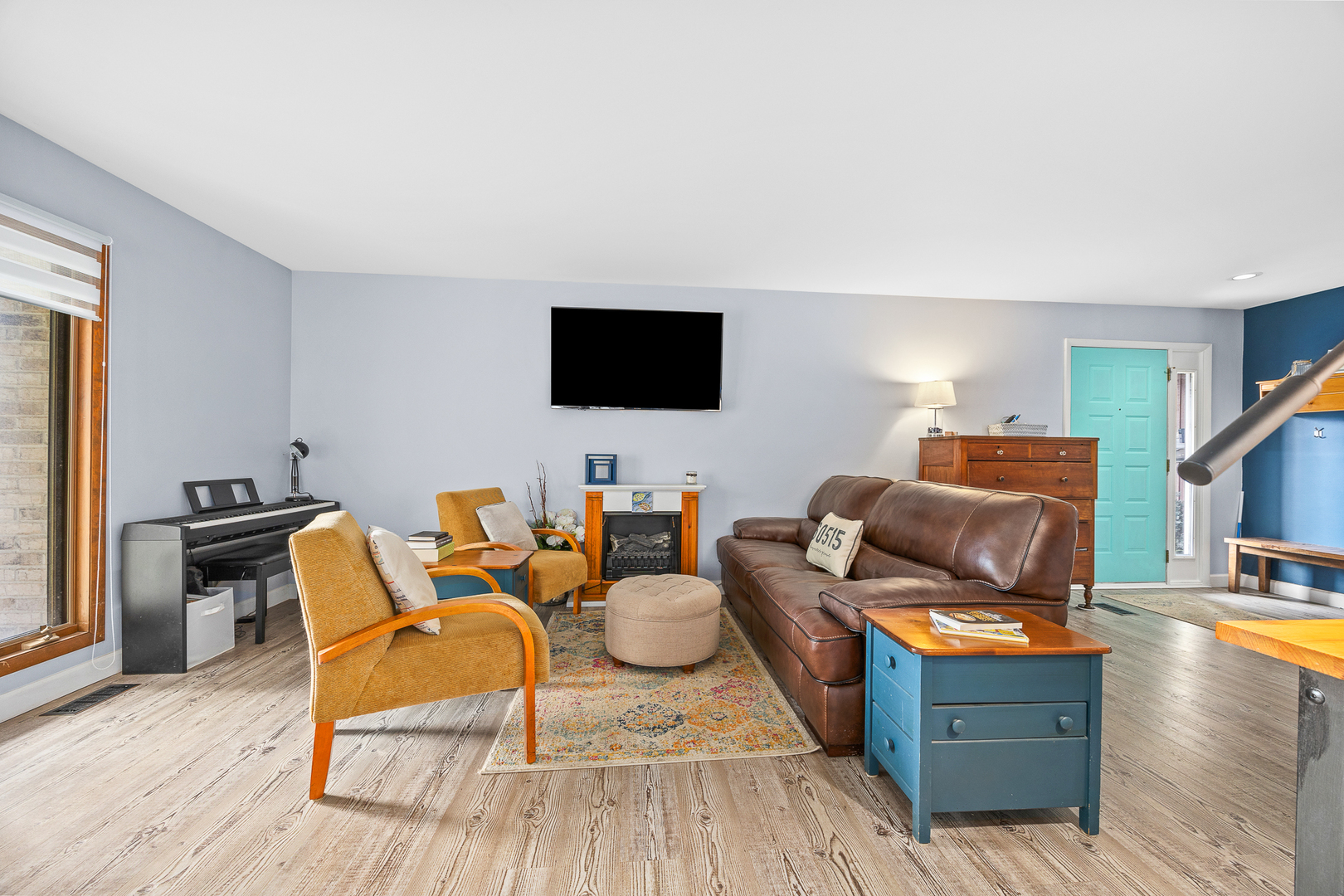 4940 Cornell Avenue, Downers Grove, IL 60515