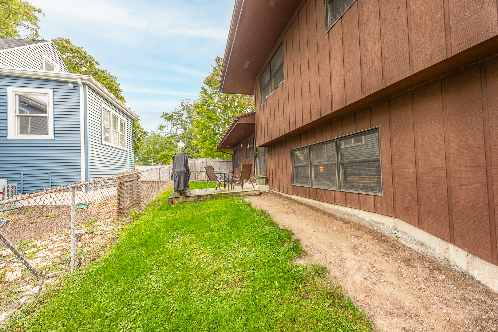 4940 Cornell Avenue, Downers Grove, IL 60515