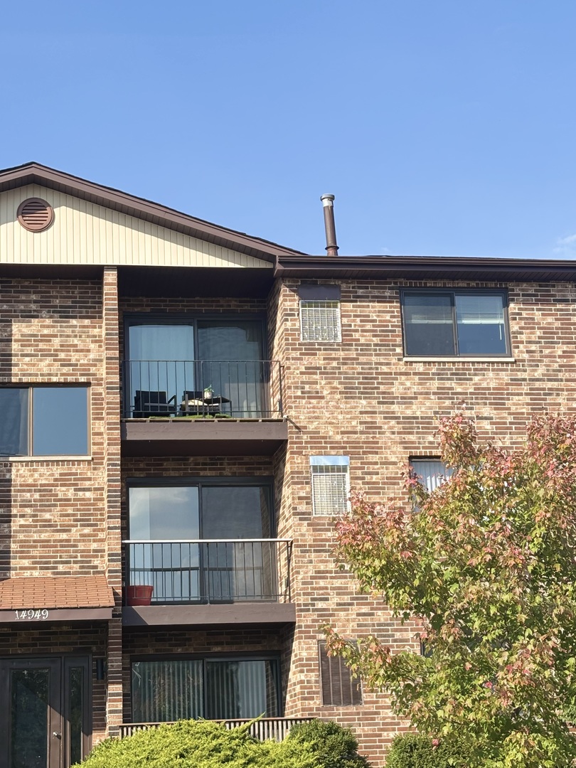 14949 Lakeview Drive #204, Orland Park, IL 60462