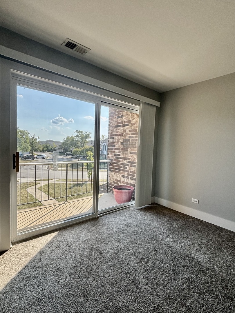 14949 Lakeview Drive #204, Orland Park, IL 60462