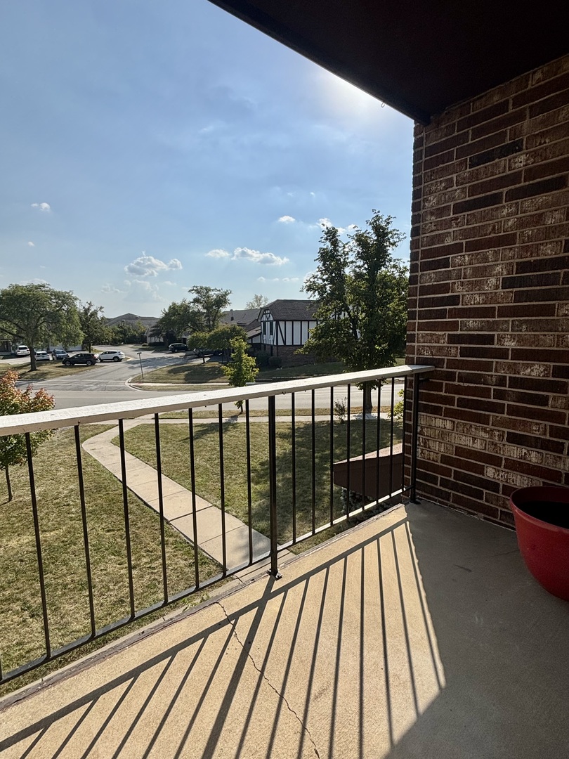 14949 Lakeview Drive #204, Orland Park, IL 60462