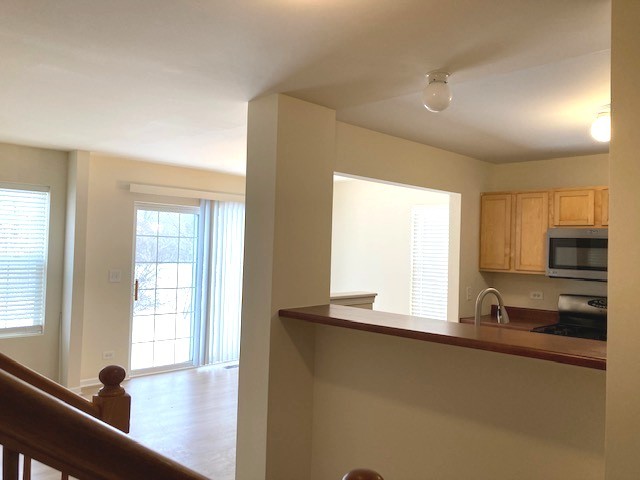 2441 Stoughton Circle #2441, Aurora, IL 60504