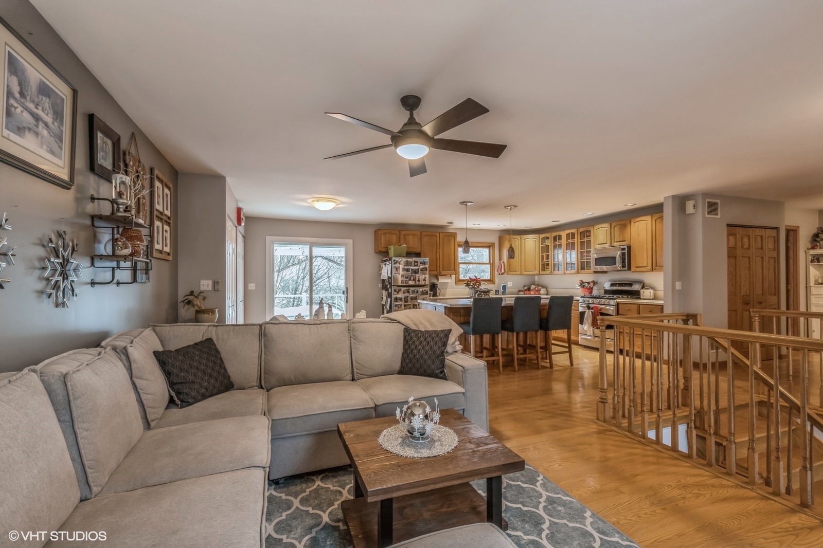 Vernon Hills, IL 60061