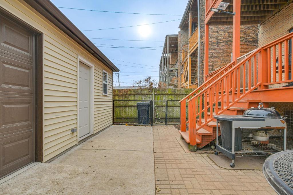 4829 S Forrestville Avenue #G, Chicago, IL 60615